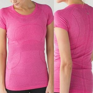 Lululemon - Swiftly Tech T Shirt size 10